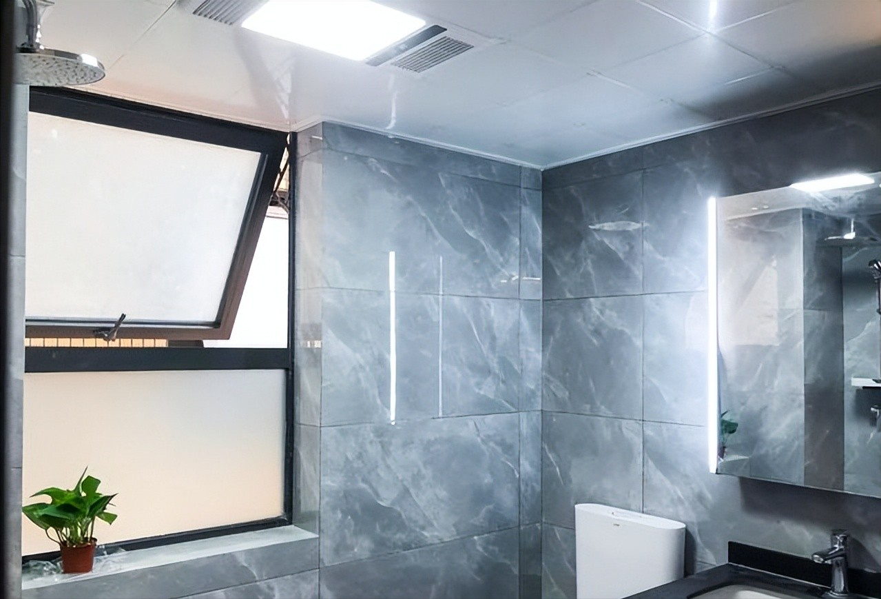 耗时四个月完工，硬装花了15万，家具进场打扫干净就很漂亮