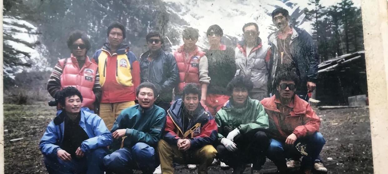 17名登山人员遇难,7年后发现日记,遇难者临死前的经历充满诡异
