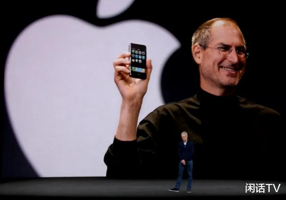 iPhone|iphone14网传爆料图，后置副屏更吸引你，还是挖孔屏最吸引你？