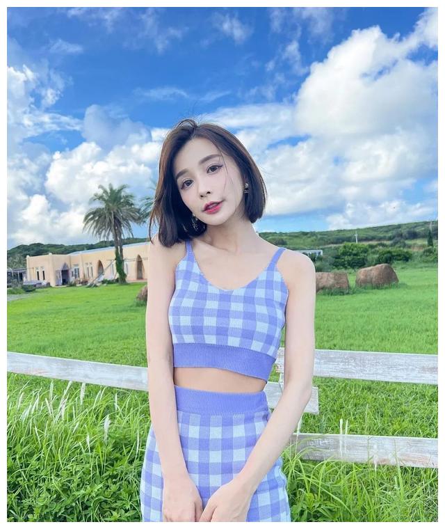 张小斐|台湾网红简羽彤，清新甜美的气质女神