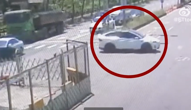 林志颖|林志颖车祸监控画面曝光，车子突然偏离车道直撞指示杆