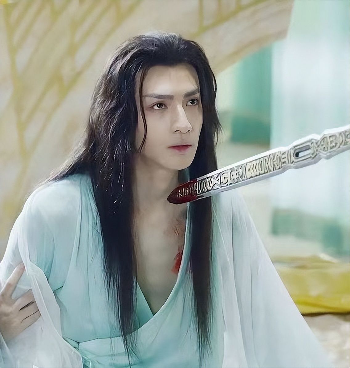 |盘点18位男明星的黑长直造型角色，总有一款是你曾经喜欢上的