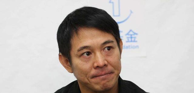 李连杰|李思:父亲是李连杰,母亲住10年地下室,都说后妈女儿没我好看