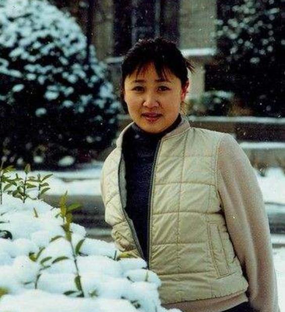 梁冠华|“狄仁杰”梁冠华：因胖得爱和妻子相爱33年，如今生活幸福无遗憾