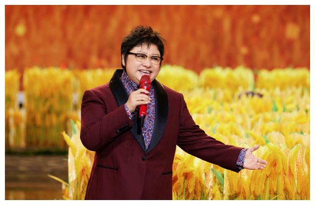 央视|央视晚会收视破2,韩红火力全开,李雪健眼神感人,孙俪温情破防