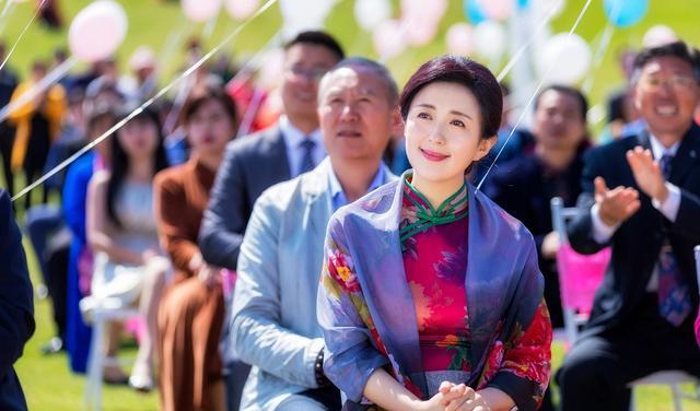 杨童舒|34岁时早产生子,私生活神秘却幸福,杨童舒:我老公不是于和伟