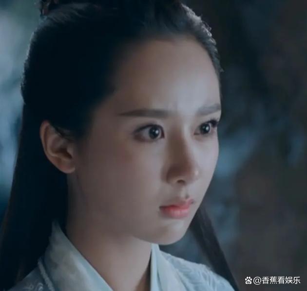 杨紫|杨紫演技营销翻车？脸僵身材壮，粉丝提议别动脸了快转型吧！