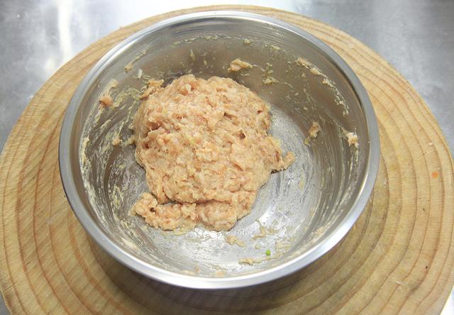 二次感染增多,提醒中老年:多吃5种“高维C”菜,提高抵抗力