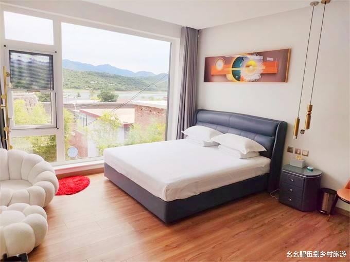|北京平谷金海湖半山渡民宿,不出京实现海岛梦,湖景房的马尔代夫