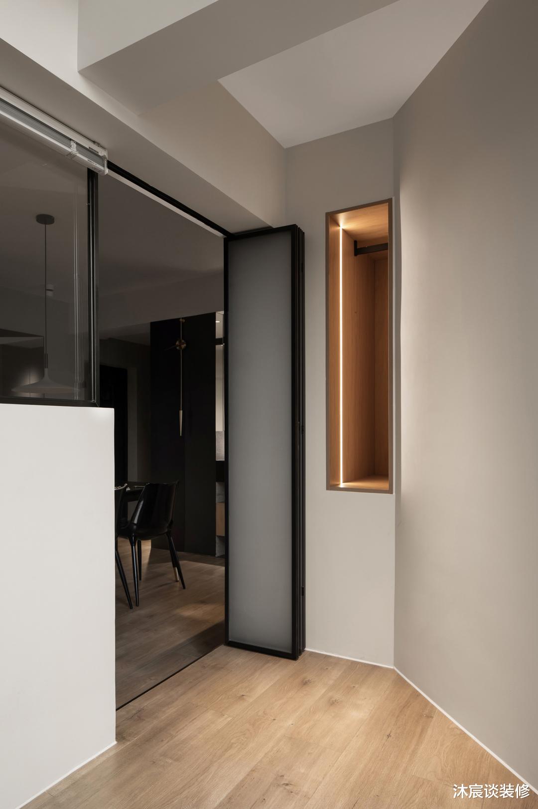 高度还原效果图,深圳白领的新家,室内简约大方,乐得直拍手称赞