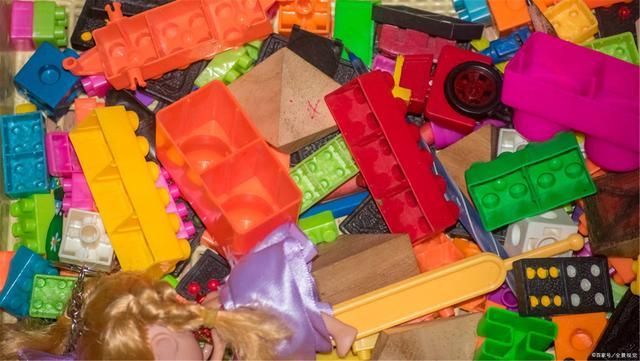 家里空间乱糟糟的?与这5件物品断舍离之后,家居空间整洁又舒适