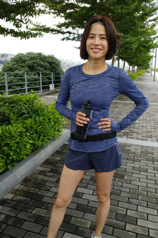 疯狂|“港剧女王”宣萱的清醒,“打”了多少女明星的脸?