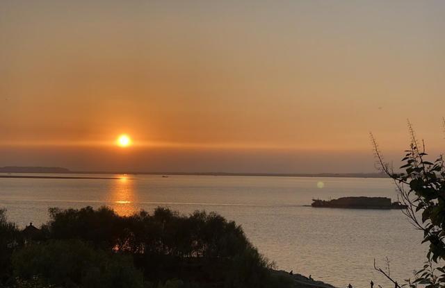 干旱|洞庭湖水逐渐消失，一月内减少三分之二，会成为下一个罗布泊吗？