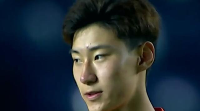 曹政|0比7到0比4，山东四大短板难掩进步，中场再添后起之秀