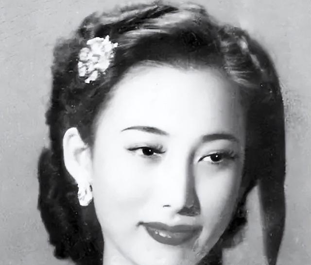 |上官云珠女儿姚姚，31岁因车祸离世，校方悼词：她是个没贡献的人