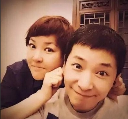 戴军|2003年，戴军突然得知李静闪婚：我爱她16年，她为啥不选我呢？