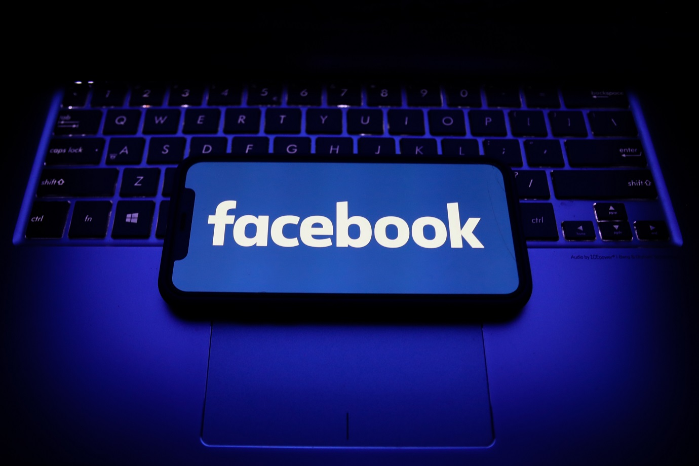 同创伟业|如何注册facebook账号？