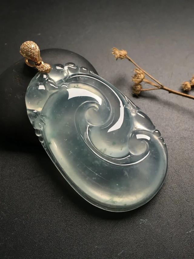 翡翠|如意如意,顺我心意!翡翠如意除了称心如意还有什么寓意呢?