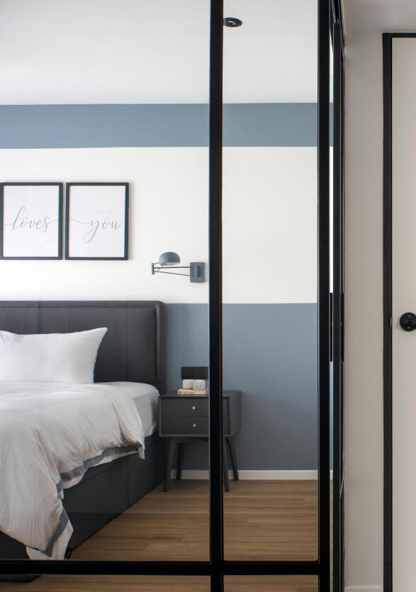 会过日子的人,都知道还是简装最实在,92虽不出众,但胜在简洁