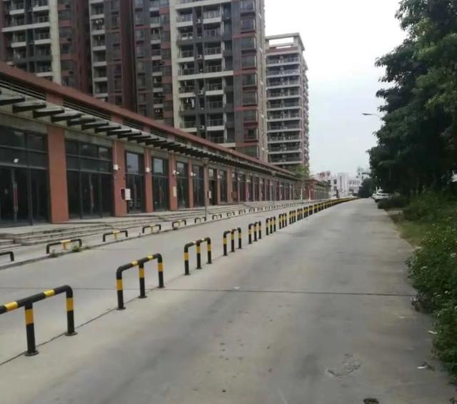 别墅|商铺宁愿空置，房东也不愿降价出租，真的不缺钱吗？