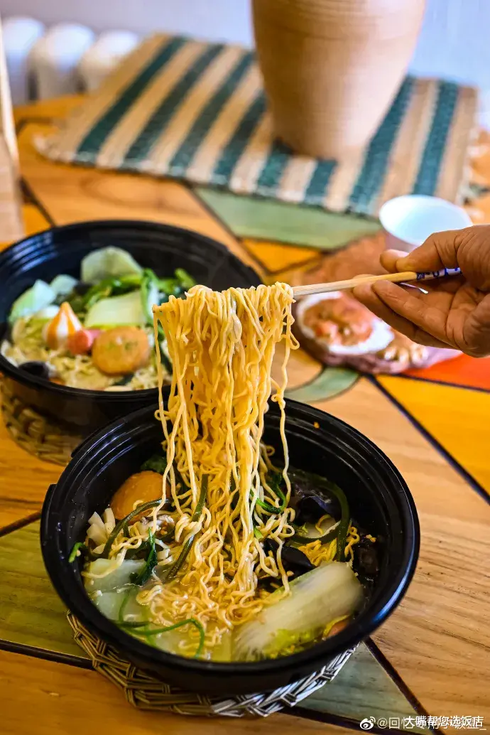 吃在大连-民俗风的装修，鸡汤底的麻辣烫，人称大连版李子柒开的店，打卡了吗？