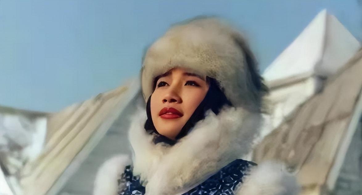 李娜|歌后李娜:曾与毛阿敏齐名的她,为何在当红时期突然隐退?