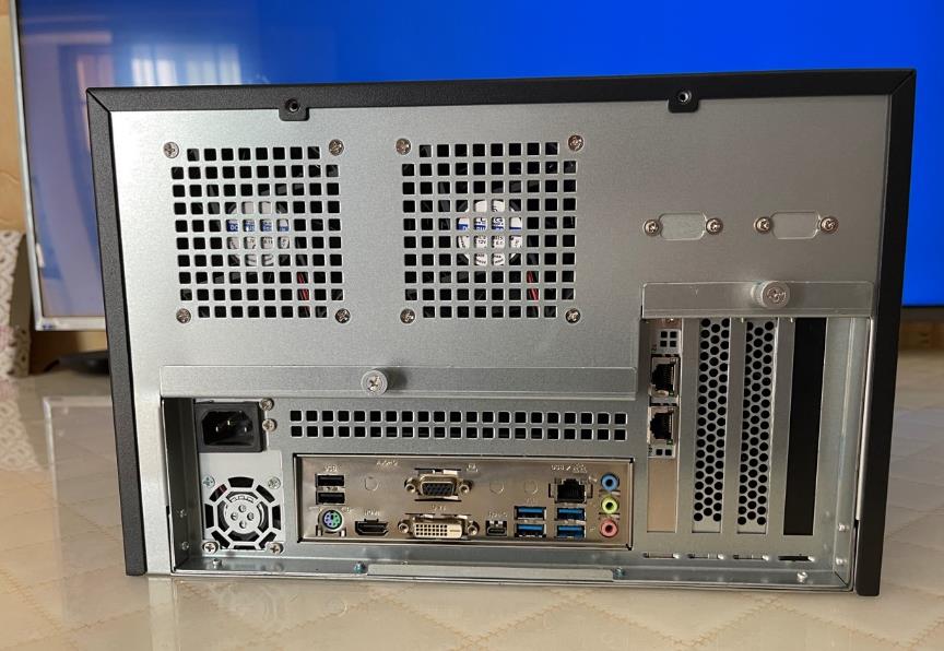 机箱|2022全新数显8盘双万兆NAS主机手记上: 机箱详解及配置选择和避坑