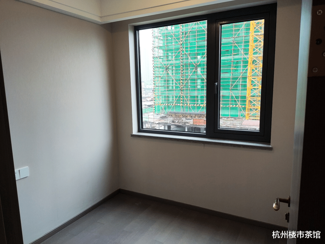 飘窗|杭州2万级刚需盘的王者——滨江风荷叠翠跑盘记