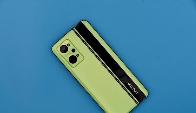 电池|跌至1999元,骁龙870+65W闪充,搭载5000大电池