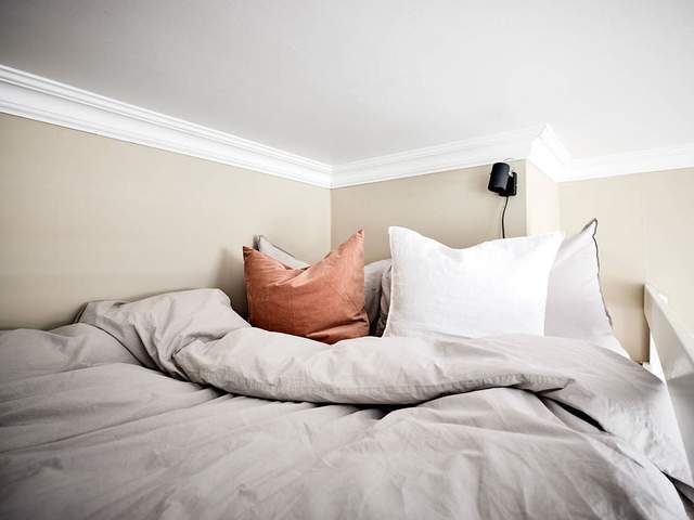 看完邻居31㎡房装修，眼红了！床铺抬高，衣帽间藏床底省空间