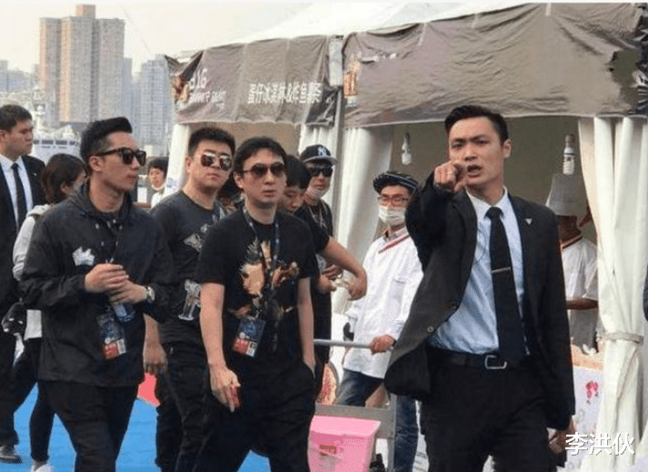 王思聪|王思聪打架,网友的评价颠覆三观,富家子弟就能为所欲为吗?