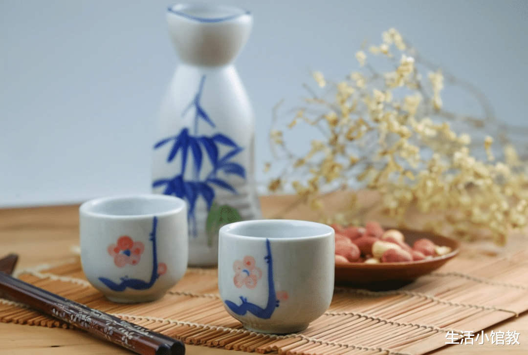 飞天茅台|工薪阶层抢到飞天茅台怎么办？是收藏坐等升值？行家：看你敢不敢