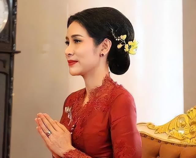 苏提达|苏提达独得恩宠亮相国宴，造型精致温婉高贵，西拉米或将望尘莫及