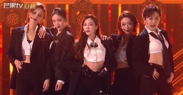 郑秀妍|郑秀妍无悬念连胜，过度修音却影响质感，毛俊杰缺少存在感