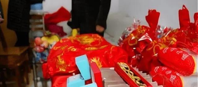 女友退婚少退彩礼,男子持刀将其杀害:她少还了2万块