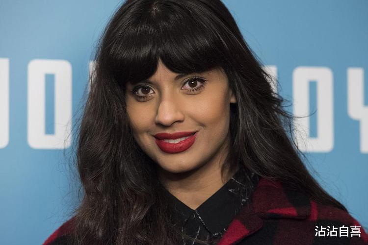 女浩克|贾米拉:《女浩克》的韧性很强,杰西卡适合《复联》