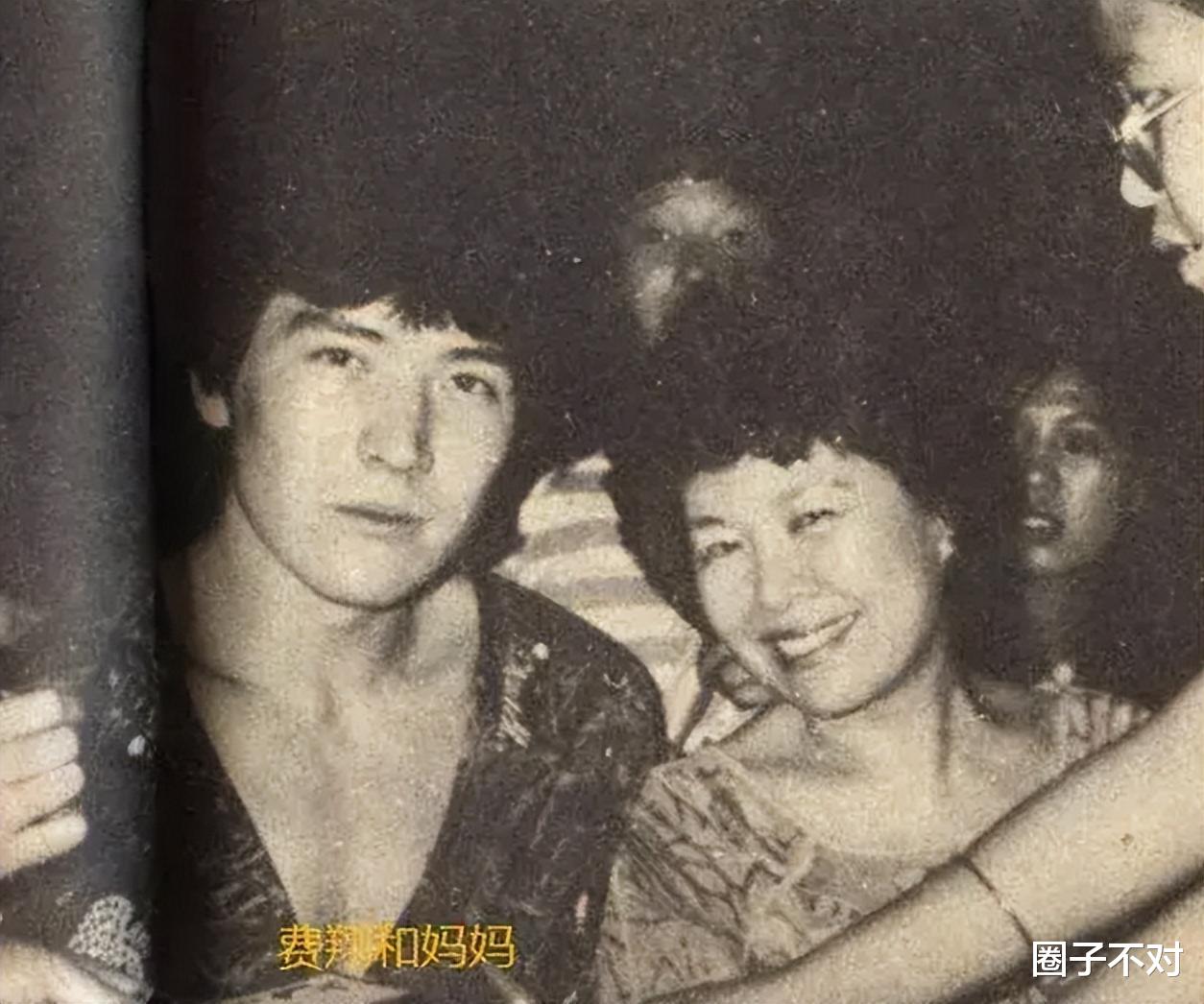 费翔|痛苦的费翔：父母离异，令妈妈们难忘的美男，不婚不生晚年孤独