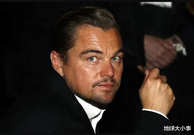 莱昂纳多·迪卡普里奥|莱昂纳多年近半百发福、只爱嫩妹，女粉由爱转恨：他就是个老不修