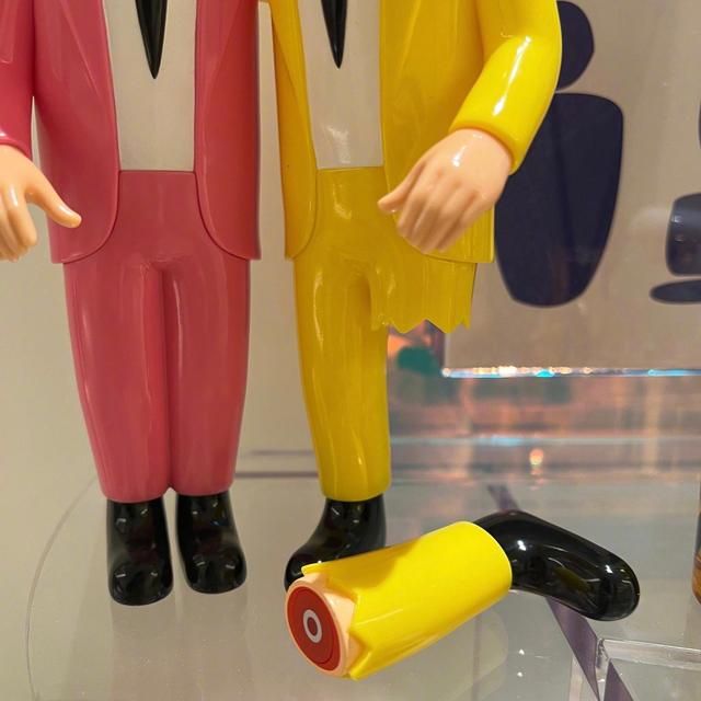 林允|26岁林允晒出北京的豪宅走红网络，全屋乱到极致，网友：很真实！