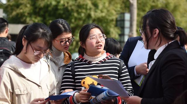 护士|“优质男”不愿娶什么职业的女生？排行榜单出炉，榜首意外上榜