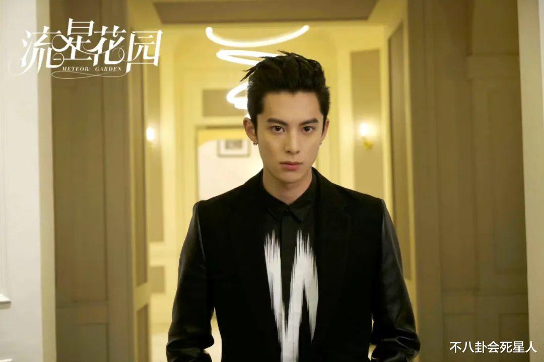 黄轩|一个帅气，一个“土”气，这六组男星长相相似，气质却差太多了