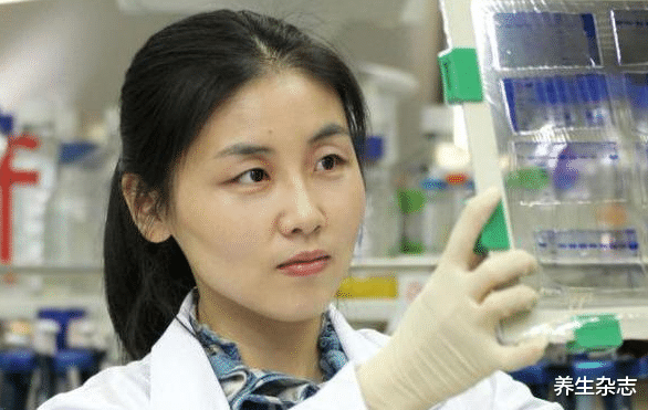 医生|32岁女博士坚持早睡3年,肾衰离世,医生:晨起1习惯等于“自残”