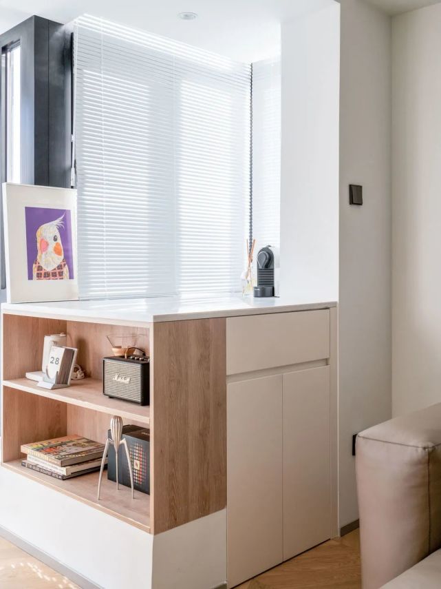 73㎡简约风小户型，不规则阳台规划为餐厅，明净的空间感！