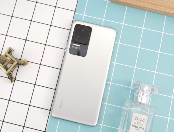 半导体|公认口碑好的4款中端机，最低1599元，国产优质手机太香了