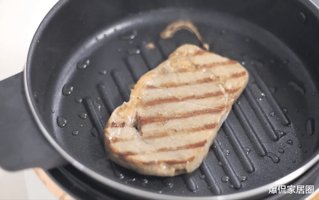 建议大家:除了微波炉,厨房有这4种用品就够了!其它都是白花钱