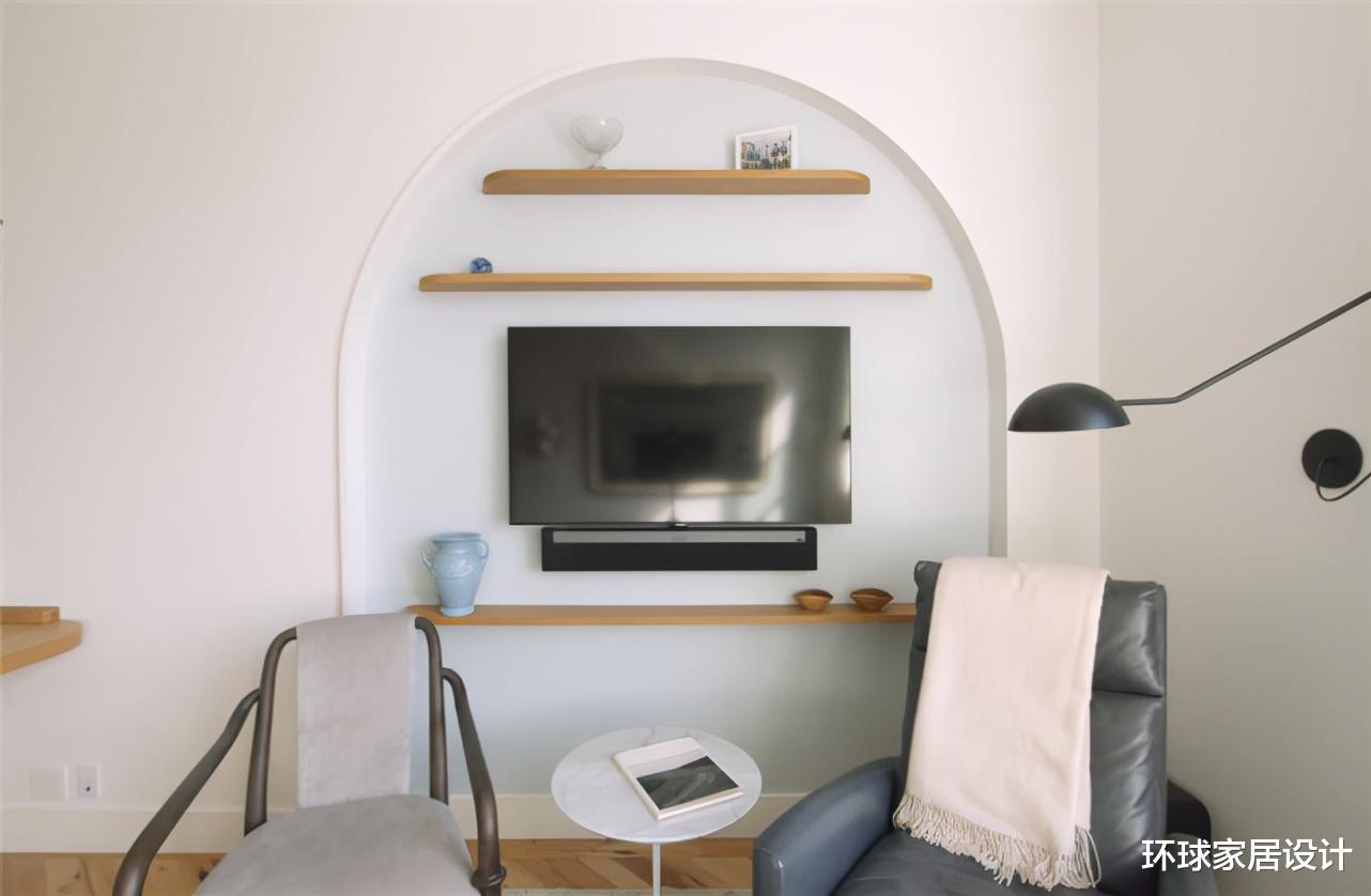 姑娘在上海买33㎡小家,全屋大白墙,简单又美满,一个人住太爽了