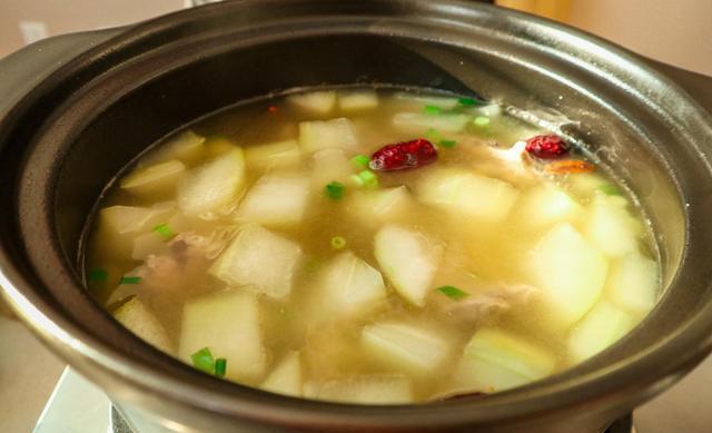 养生|春季防燥祛湿功效的几道菜，可健脾、养胃、滋补祛湿，孩子也喜欢