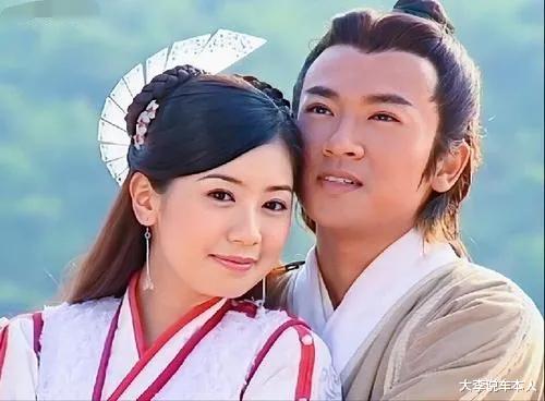 贾静雯|贾静雯17岁女儿上热搜!美国度假晒低胸性感照,颜值变化引热议