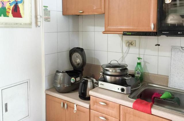 花光6年积蓄买43二手房,不舍得花大钱装修,简单收拾就入住了