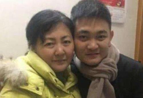 亲子鉴定错误,女子错付23年母爱,和许敏相比,朱晓娟的痛苦更多